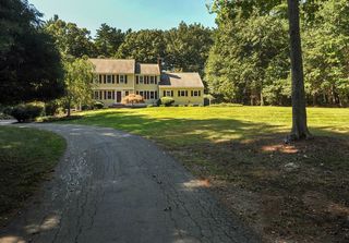 41 Misty Meadow Rd, Pembroke, MA 02359
