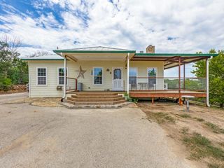 485 Valley View Dr, Azle, TX 76020