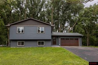 322 Capri Dr, Mankato, MN 56001