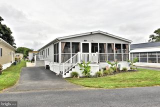 35 Spinning Wheel Ln, Rehoboth Beach, DE 19971