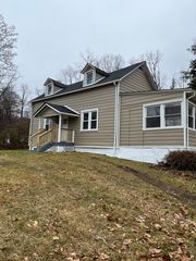 355 Kunkle Alderson Rd, Dallas, PA 18612
