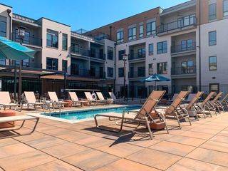8722 Executive Woods Dr #115, Lincoln, NE 68512
