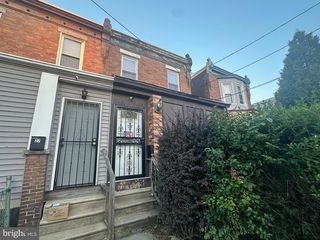 25 N  Front St, Darby, PA 19023
