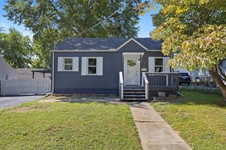 21 Maurice St, Alton, IL 62002