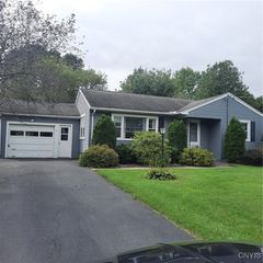 63 W  6th St, Oneida, NY 13421