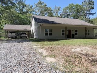 1614 Southwood Dr, Lufkin, TX 75904