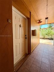 4340 NW 11th St #3, Miami, FL 33126