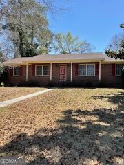 825 McCurdy Blvd, Manchester, GA 31816