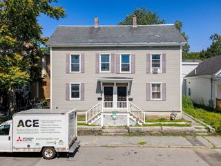 50-50 Willow St #52, Lowell, MA 01852