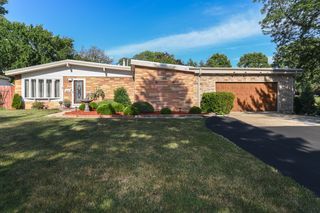1507 Larry Ln, Glendale Heights, IL 60139