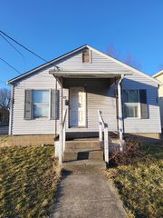 72 Maholm St, Newark, OH 43055