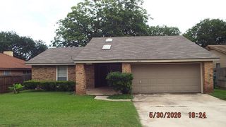 7810 Lazy Forest St, Live Oak, TX 78233