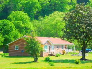 5191 Jennings Creek Hwy, Whitleyville, TN 38588