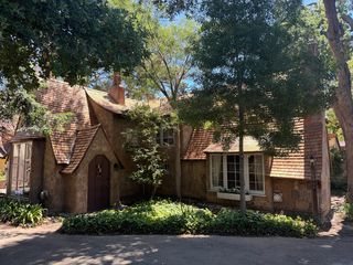 1566 Cowper St, Palo Alto, CA 94301