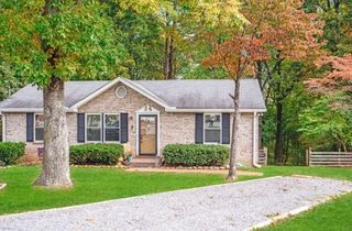 1807 Winding Way Dr, White House, TN 37188