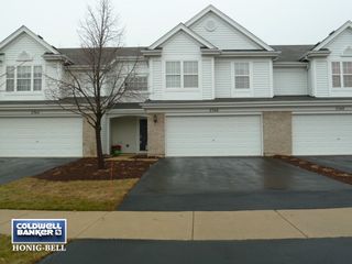 2366 Foxmoor Ln, Aurora, IL 60502