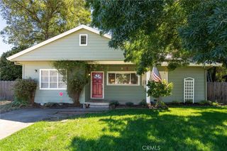 42 Oak Dr, Chico, CA 95926