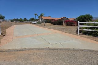 30316 Palomar Vista Dr, Valley Center, CA 92082