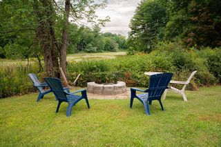 10 Lilac Street, Hudson, NH 03051
