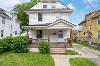 1012 Brown St, Akron, OH 44301