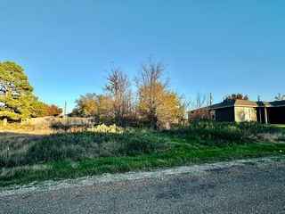 X Flagship Ln, Mabank, TX 75156