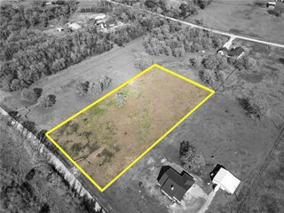 12823 Della Love Rd, Bryan, TX 77808