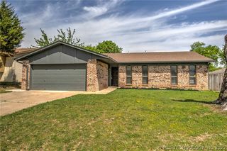 8517 E  56th St, Tulsa, OK 74145