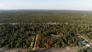 Lilac Ln, Defuniak Springs, FL 32433