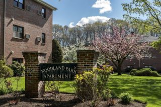 264 Grove St #5, Auburndale, MA 02466