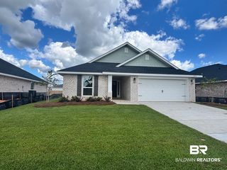 8890 Serama Dr, Foley, AL 36535