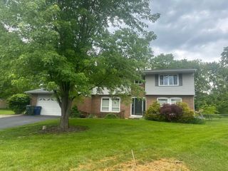 848 Stinson Ct, Columbus, OH 43214