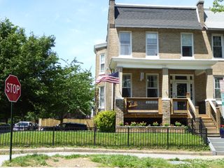 1700 E  St NE, Washington, DC 20003