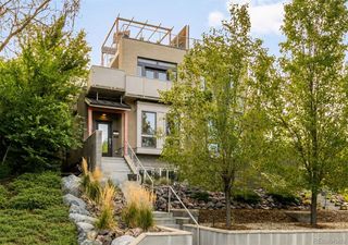 2860 S Sherman Street, Englewood, CO 80113