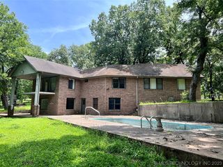 1701 N  Hopi St, Chouteau, OK 74337
