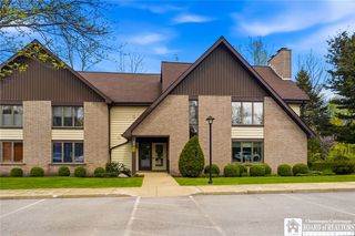 5301 Chestnut Ridge Rd #G, Orchard Park, NY 14127