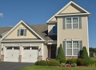 67 Sherwood Dr #67, Methuen, MA 01844