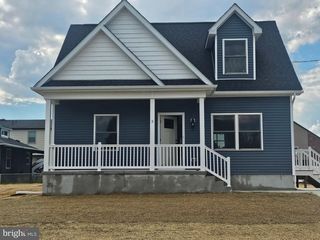 3 Myrtle Ave, Gloucester City, NJ 08030