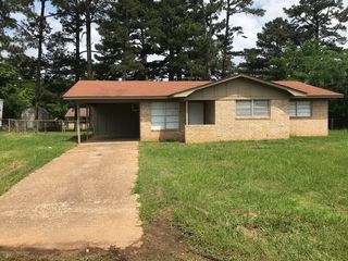 723 Bluebonnet Dr, Atlanta, TX 75551