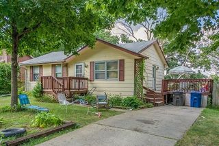 804 E  Spring St, Des Moines, IA 50315