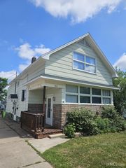912 Erie Ave, Crystal Falls, MI 49920