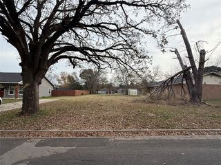 Elmwood Ave, Corsicana, TX 75110