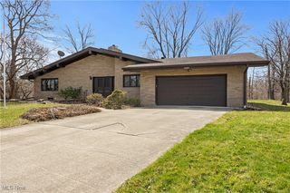 5085 Spalding Ct, Lorain, OH 44053
