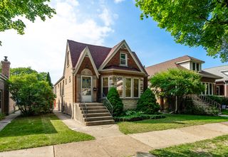 5368 N  Lynch Ave, Chicago, IL 60630