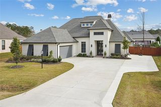 67418 Antioch Dr, Mandeville, LA 70471