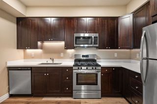 1811 17th Ave #401, Seattle, WA 98122