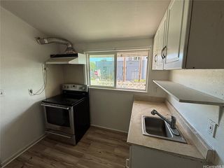 1904 University Ave, Honolulu, HI 96822