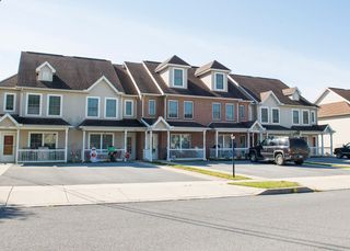 525 W  10th St #a05a8fb03, Waynesboro, PA 17268