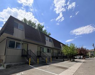 1060 Nevada St #4, Reno, NV 89503