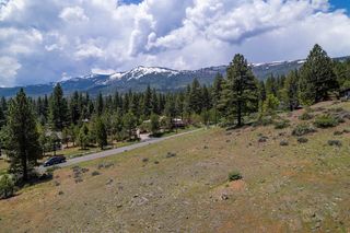 810 Pine Cone Dr, Sierraville, CA 96126