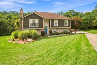 6720 Layman Dr, Nashport, OH 43830
